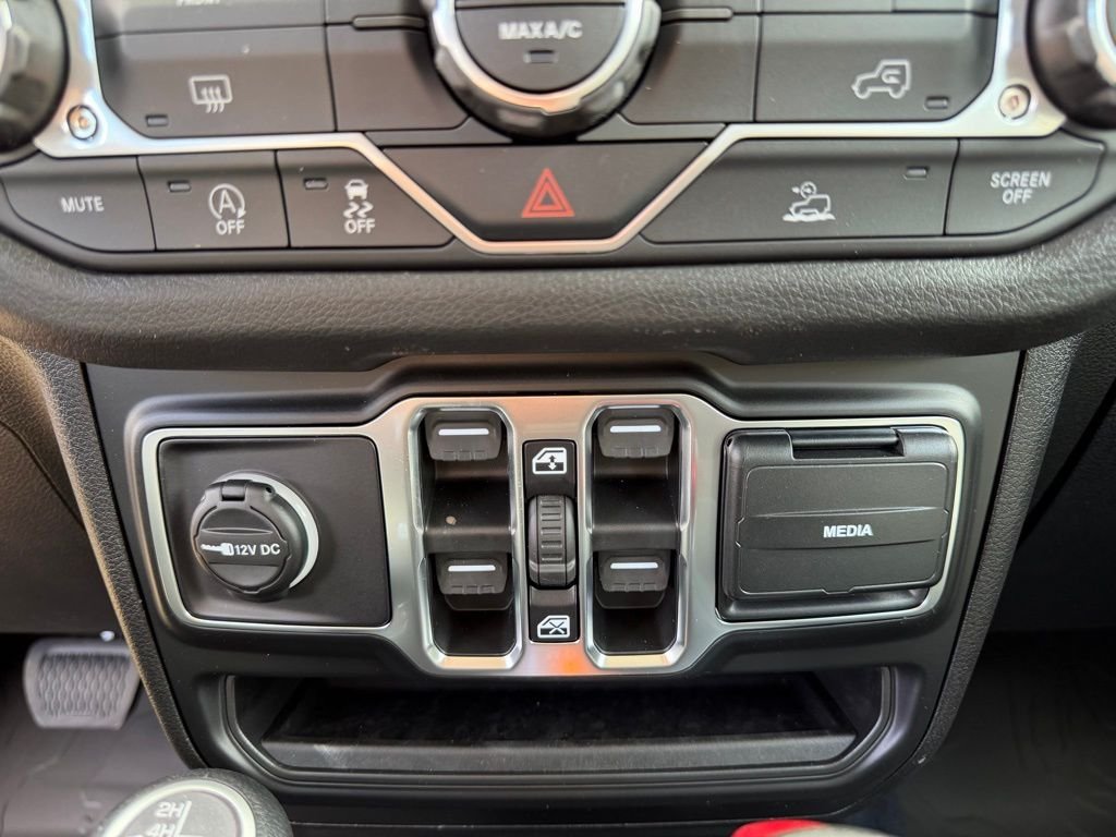 New 2026 41 Exterior Paint Jeep Sport image 23