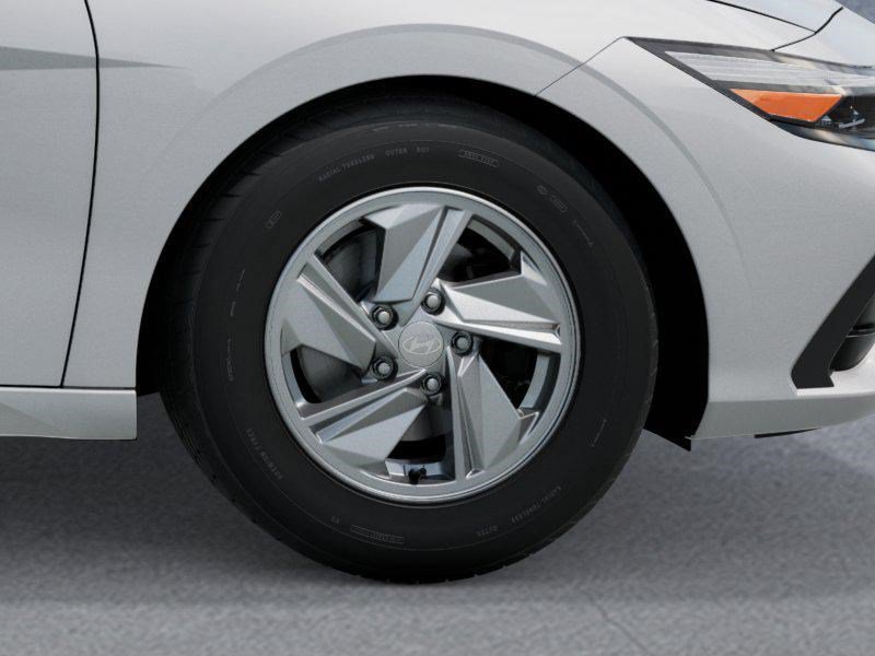 New 2026 Serenity White Hyundai SE image 9