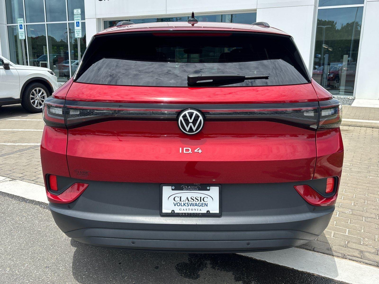 Used 2023 Aurora Red Metallic Volkswagen Pro S image 4
