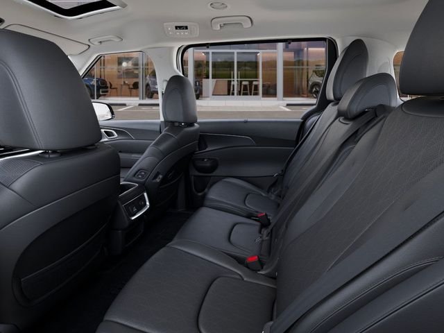 2025 Kia Carnival SX - Photo 52