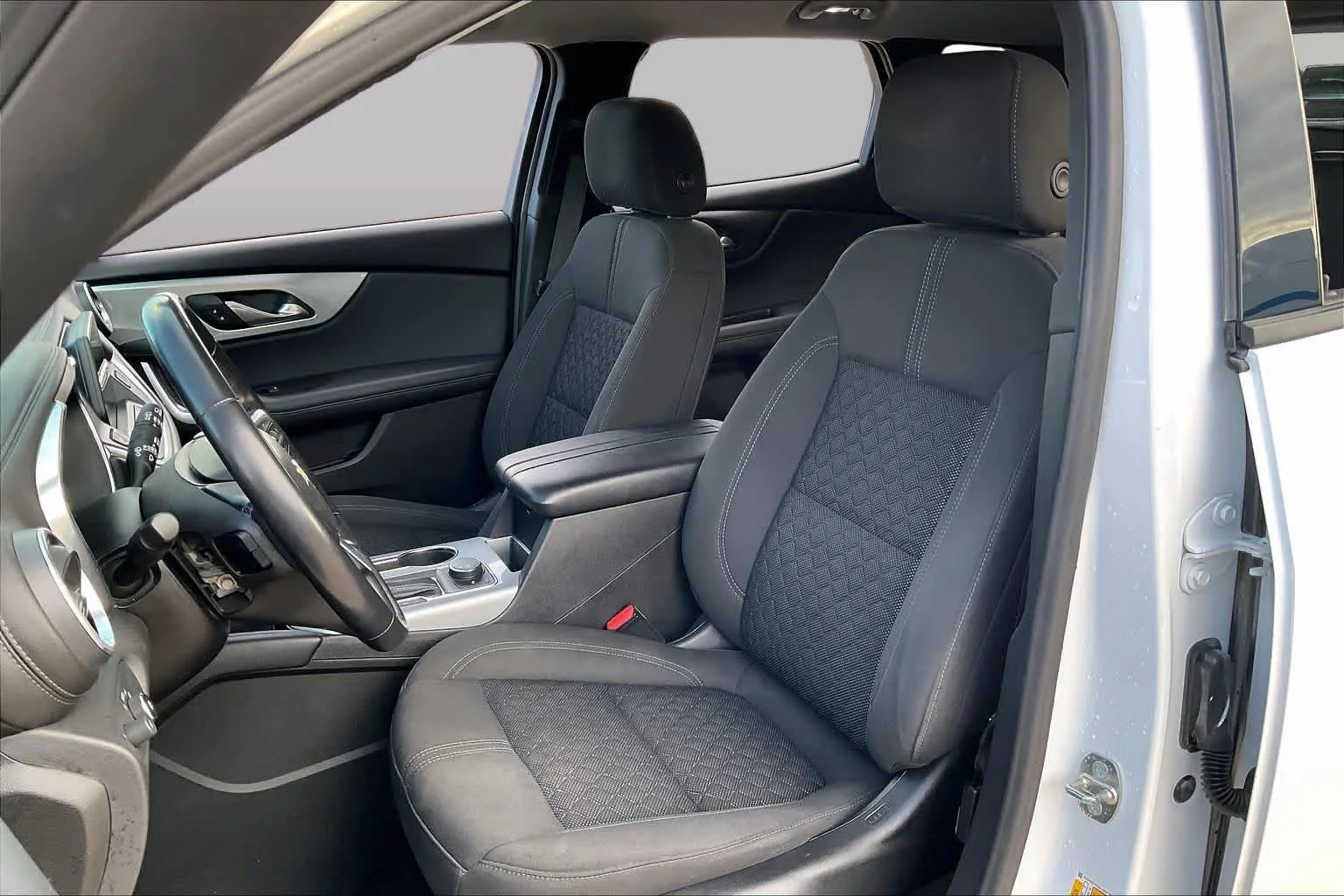 Used 2020 Summit White Chevrolet LT image 6