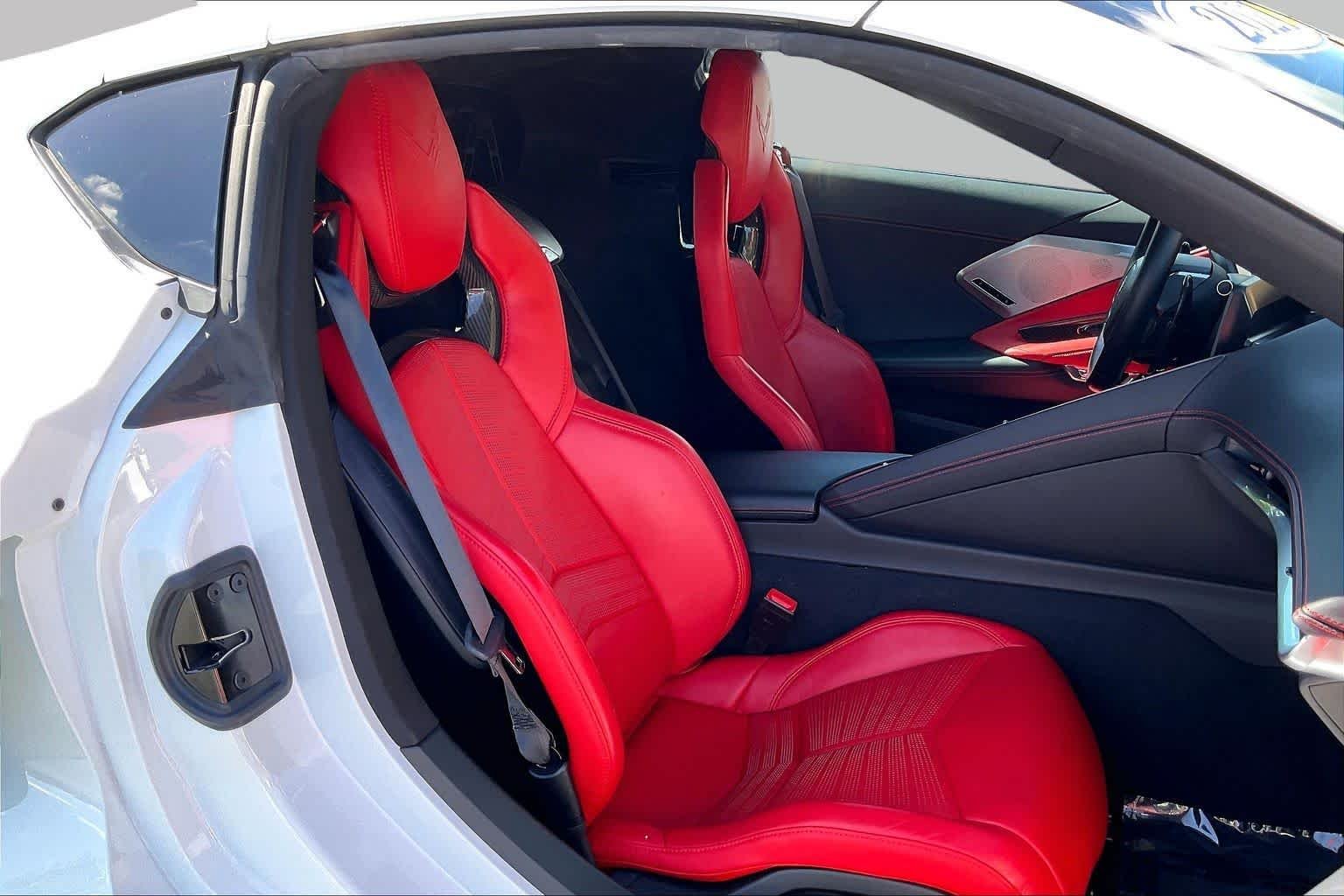 2021 Chevrolet Corvette 2LT - Photo 8