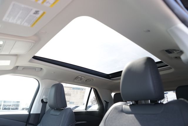 New 2026 Agate Black Metallic Ford Active image 9