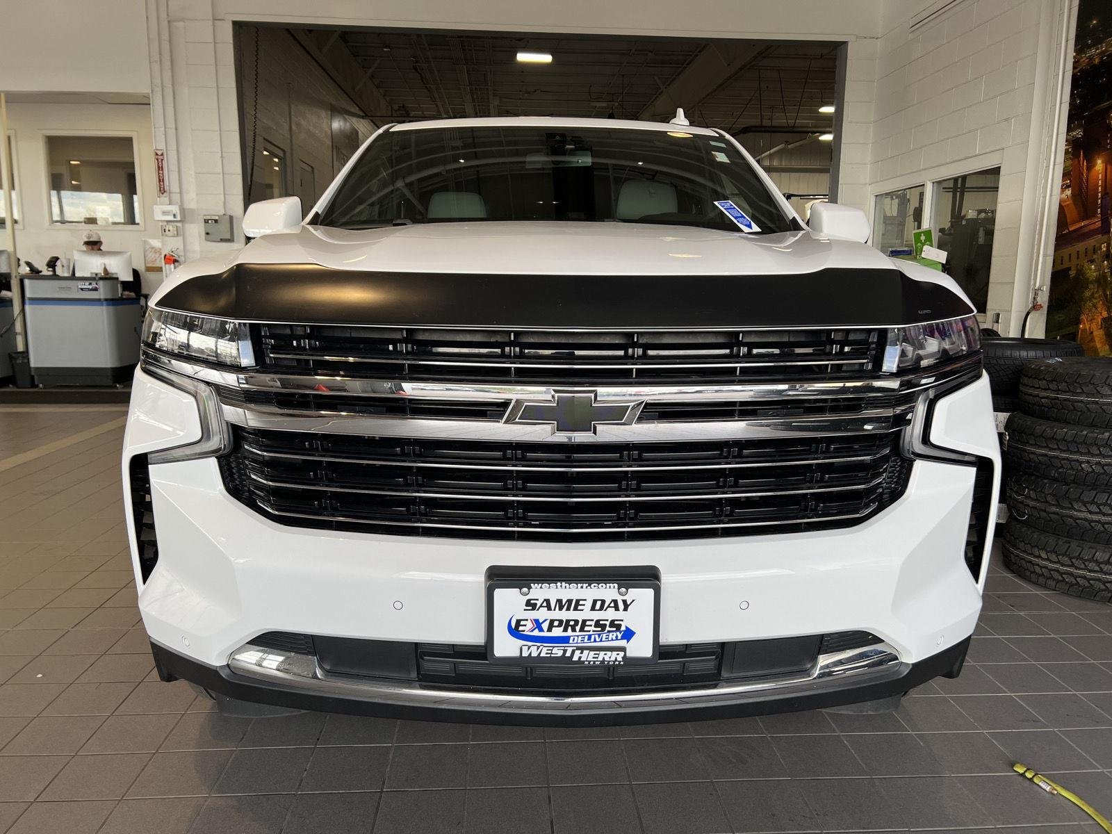 Used 2022 Summit White Chevrolet LT image 2