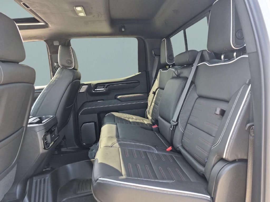2026 GMC Sierra 1500 AT4X - Photo 25