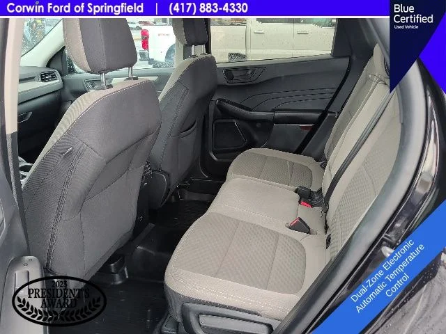 Used 2022 Black Metallic Ford SE image 12