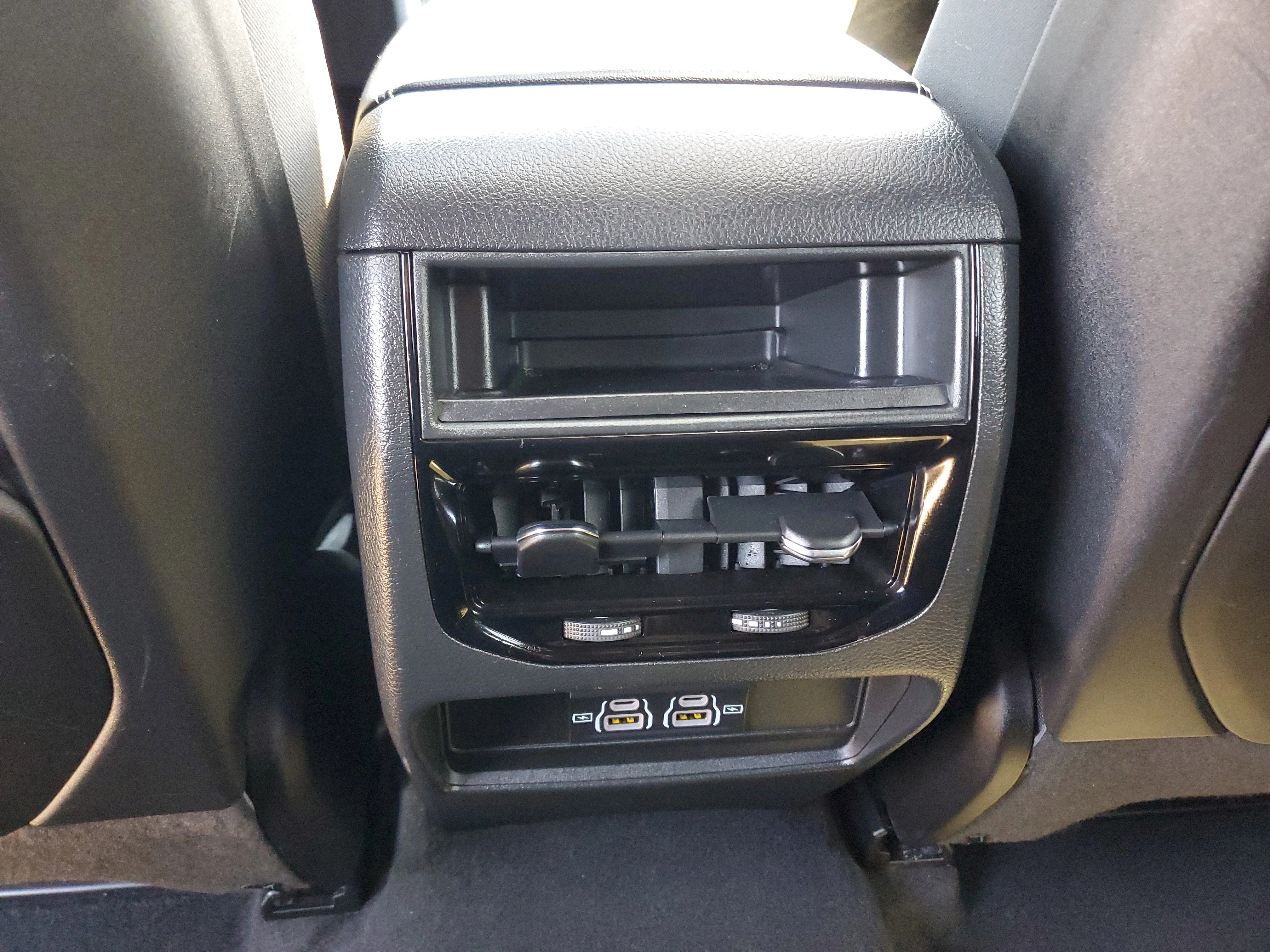 Used 2025 White Jeep Laredo X image 19