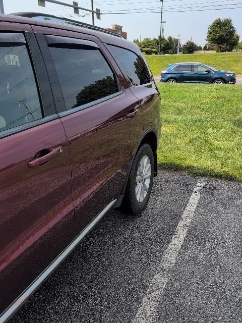 Used 2023 Red Dodge SXT image 4