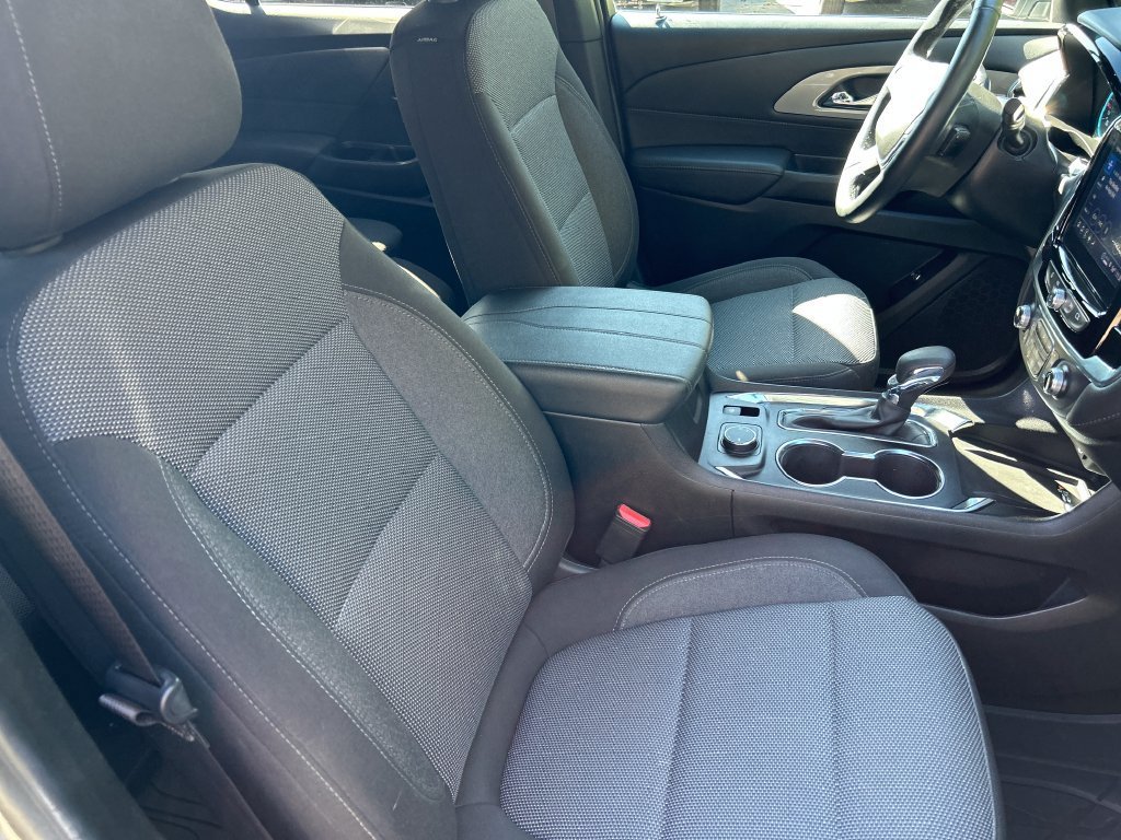2023 Chevrolet Traverse 1LT - Photo 13