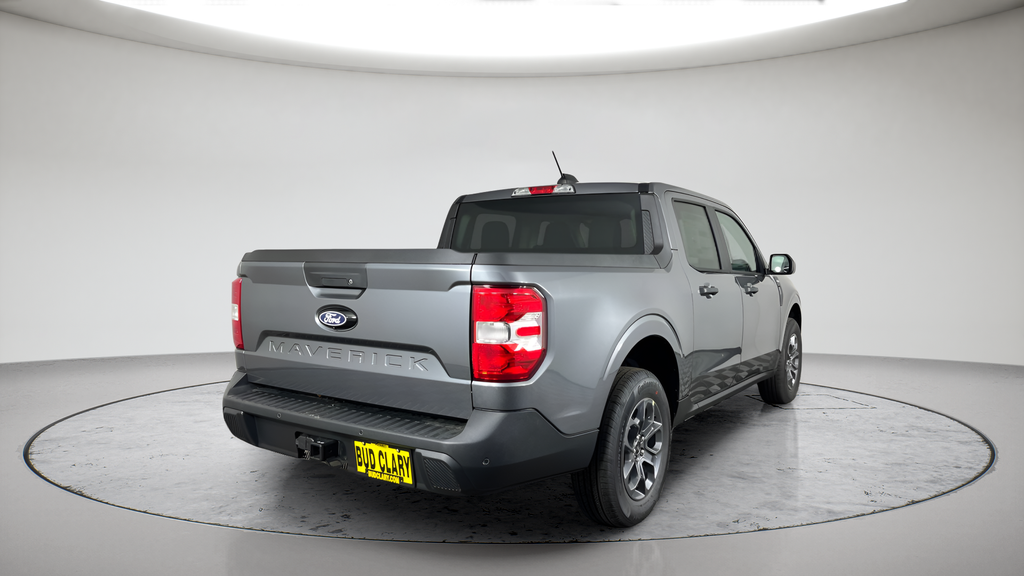 New 2026 Carbonized Gray Metallic Ford XLT image 3
