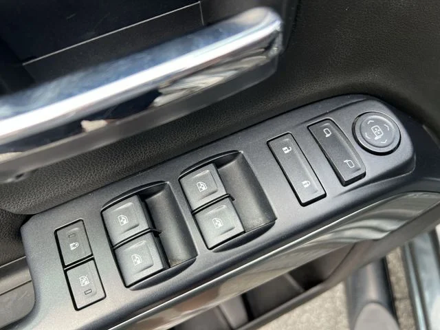 Used 2019 Gray Chevrolet LT image 30