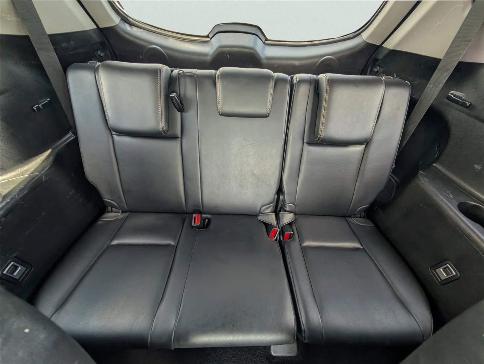 Used 2017 Predawn Gray Mica Toyota Limited image 30