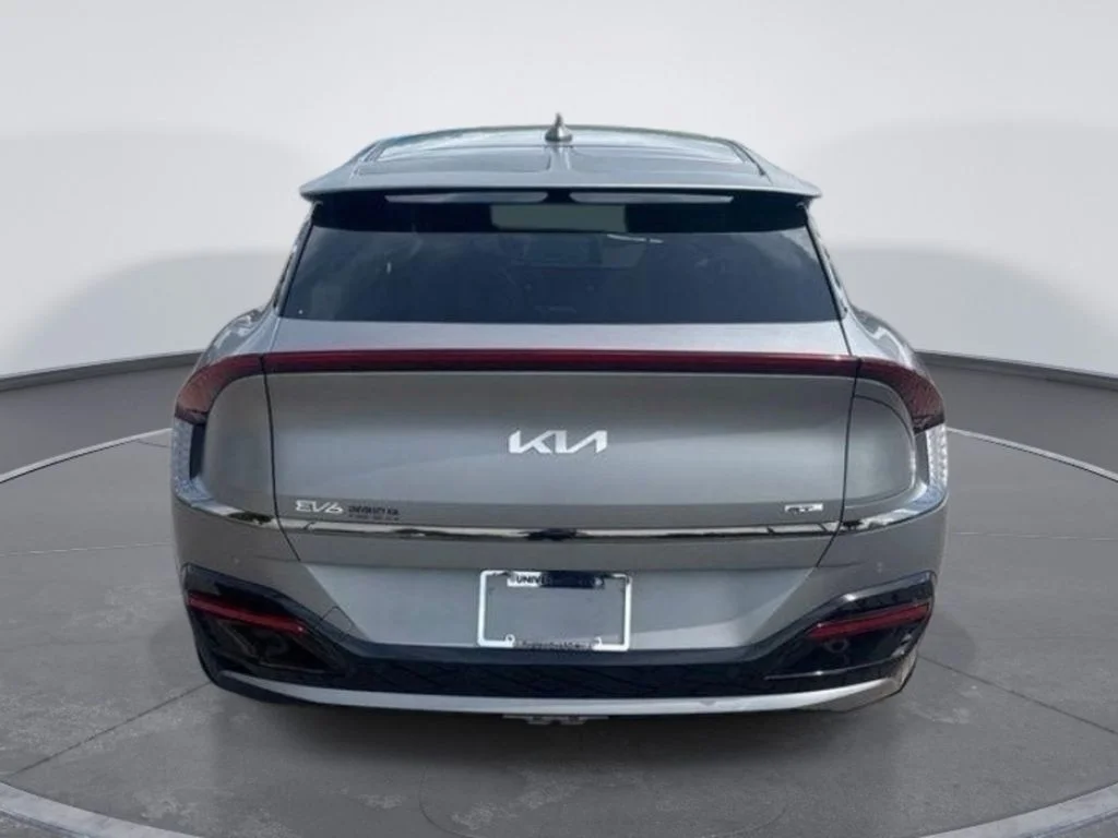 Used 2024 Gray Kia GT-Line image 6