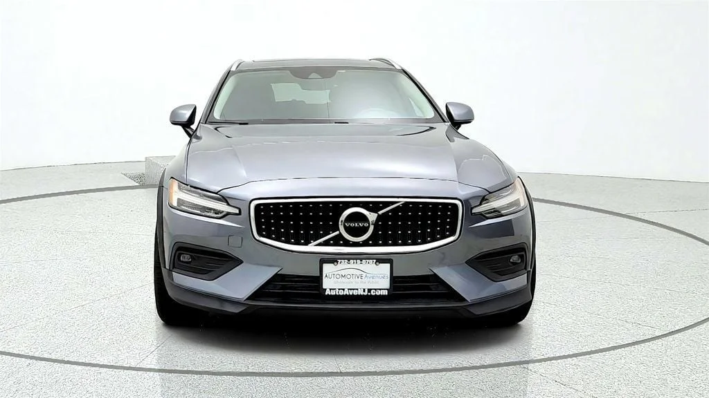 Used 2021 Osmium Grey Metallic Volvo T5 AWD w/ Climate Package & 19