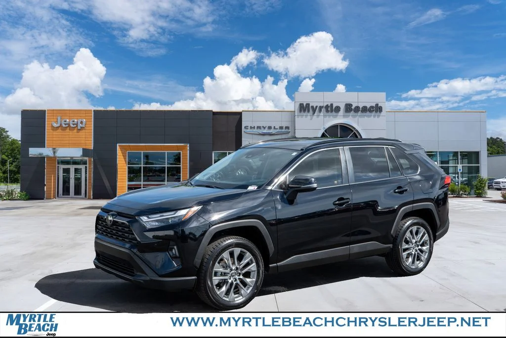 2025 Toyota RAV4 XLE Premium FWD's photo