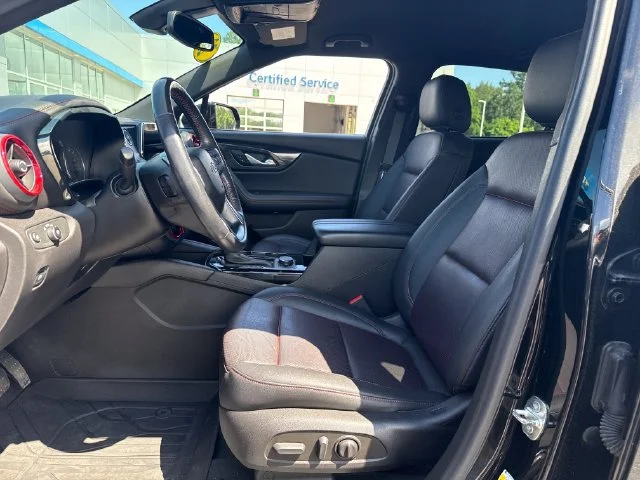 Used 2022 Black Chevrolet RS image 11