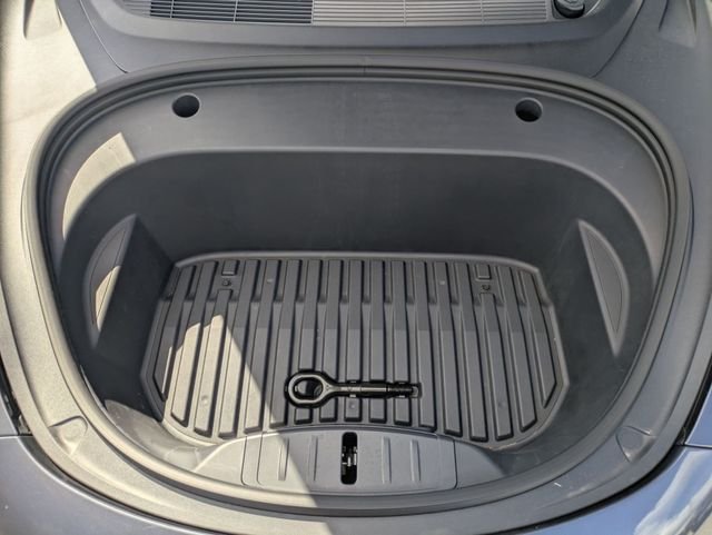 Used 2023 Gray Tesla Base image 25