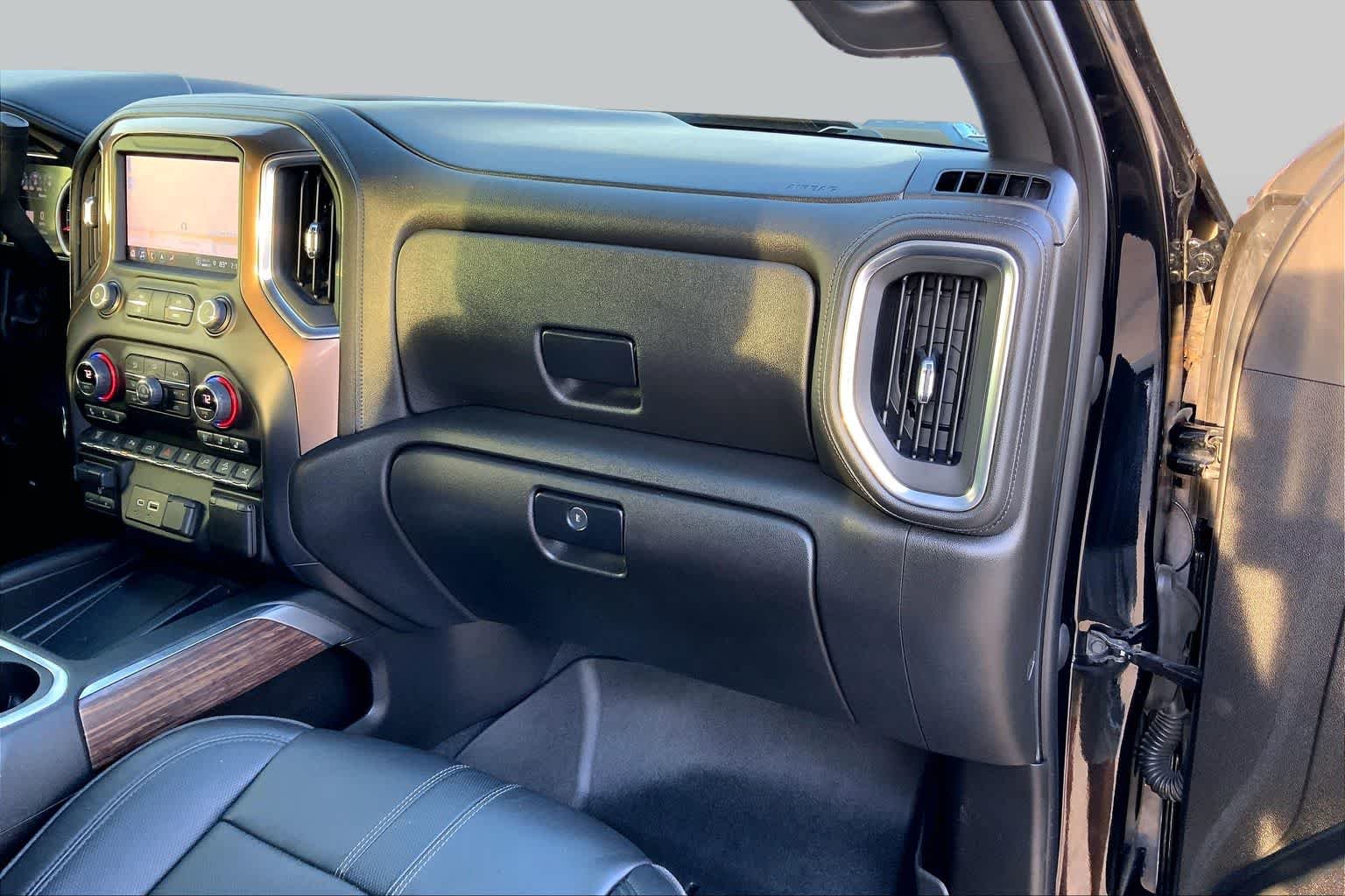 Used 2022 Black Chevrolet High Country image 19