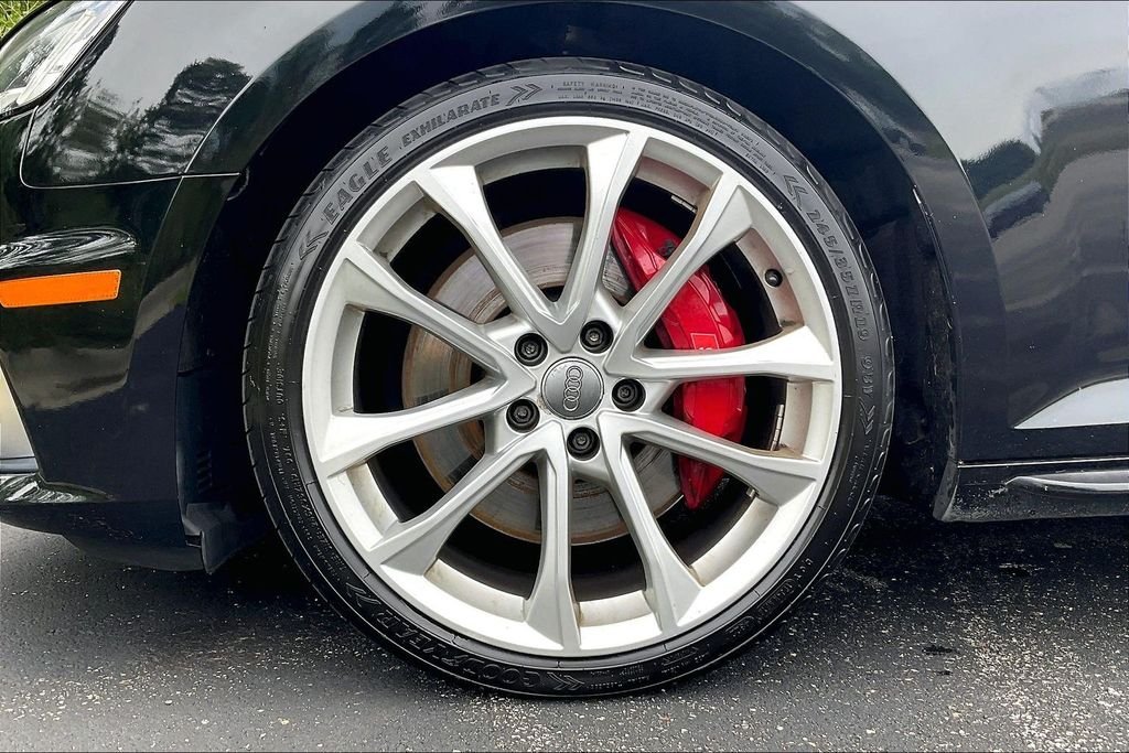 Used 2019 Gray Audi 3.0T Premium Plus image 9