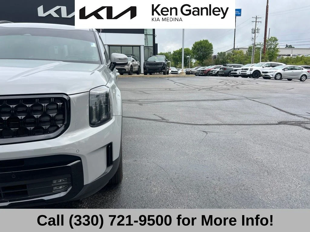 Certified Used 2024 Gray Kia SX X-Line image 21