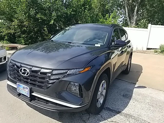 Used 2022 Gray Hyundai SEL image 12