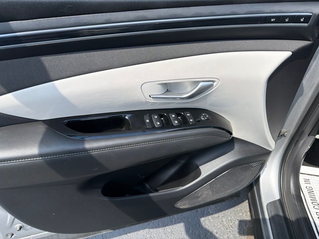 Used 2024 Silver Hyundai Limited image 9