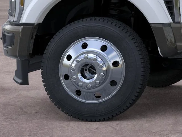New 2026 Star White Metallic Tri-Coat Ford F-450® King Ranch® image 19