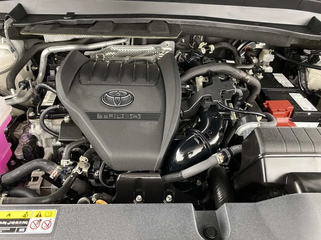 Used 2024 White Toyota XLE image 30