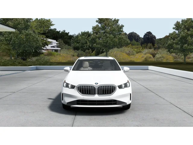 New 2027 Alpine White BMW 530i image 3