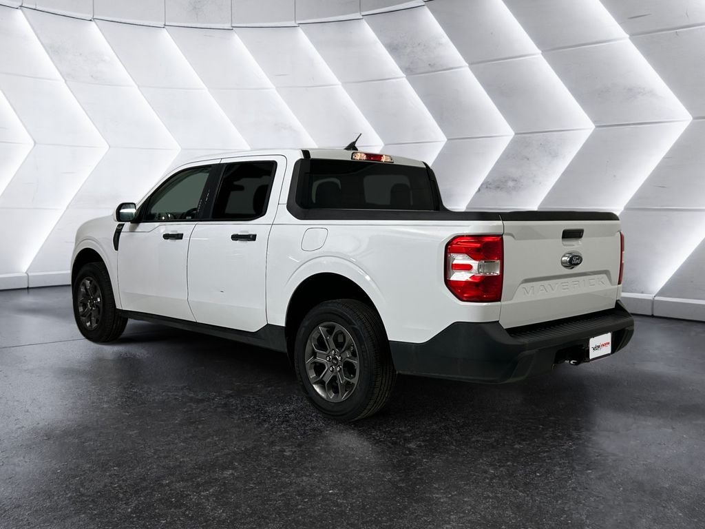 Used 2022 White Ford XLT image 6