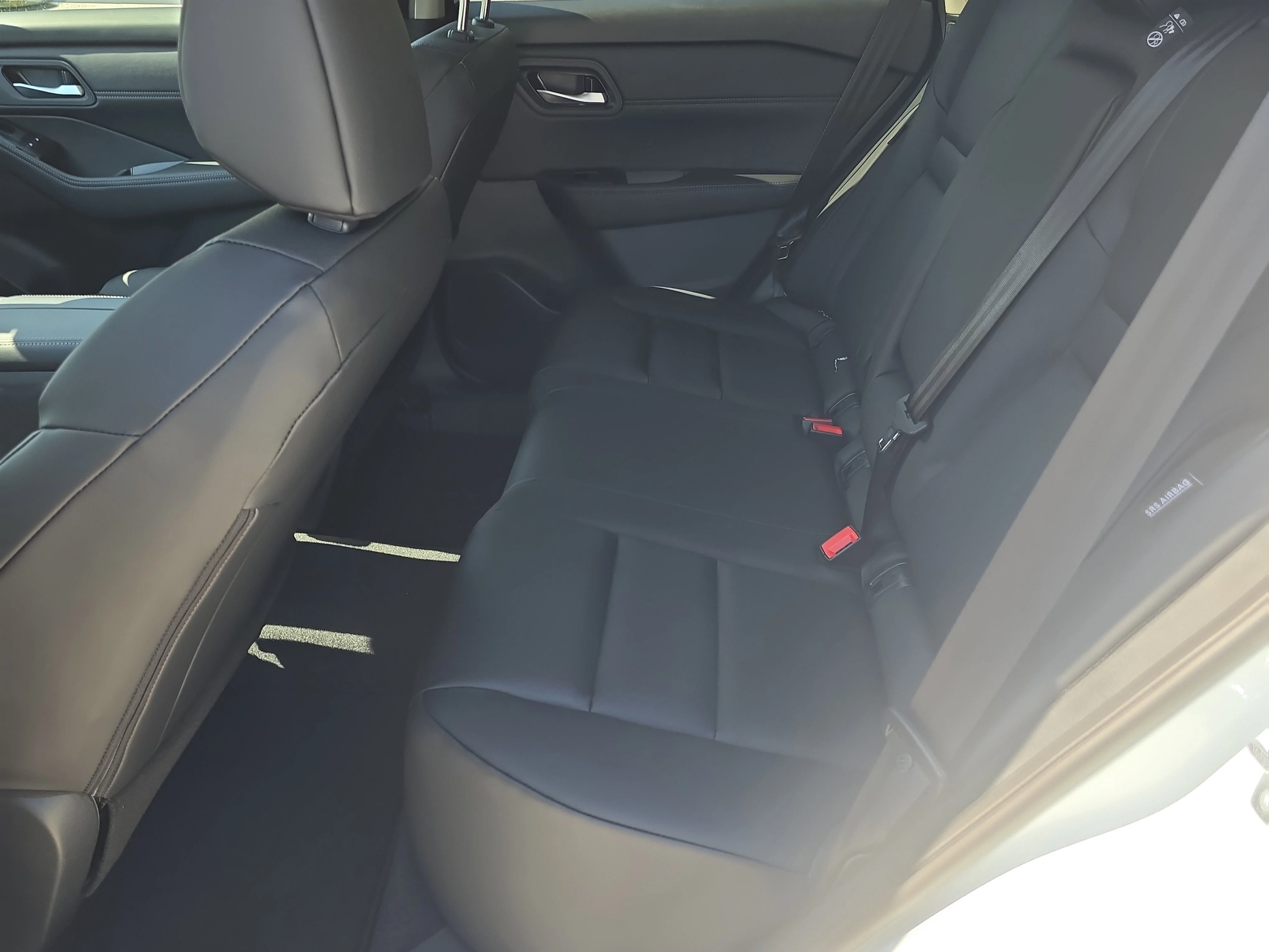 New 2026 Everest White Pearl TriCoat Nissan Dark Armor™ image 17