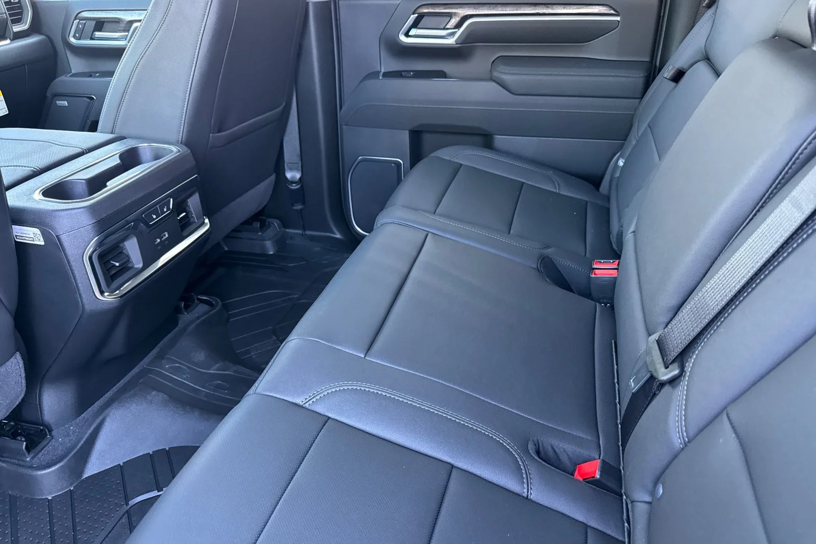 2026 Chevrolet Silverado 3500 HD LTZ view 11