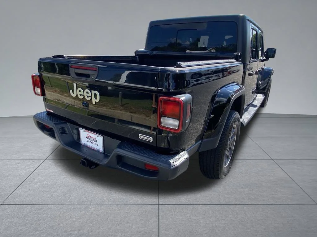 Used 2021 Black Jeep Overland image 14