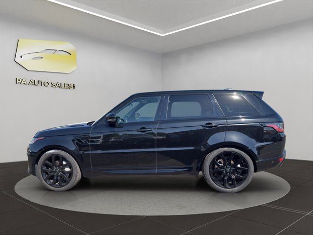 Used 2022 Black Land Rover HSE Silver Edition image 4