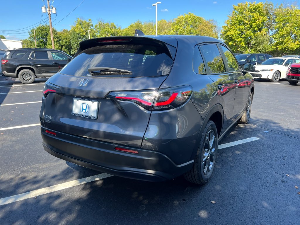 New 2027 Modern Steel Metallic Honda LX image 5