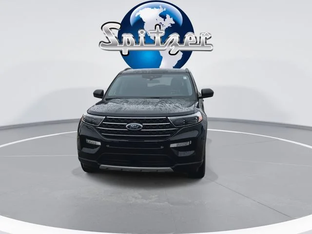 Used 2023 Black Metallic Ford XLT image 3
