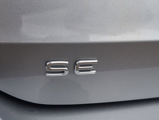 2025 Volkswagen Taos SE - Photo 30
