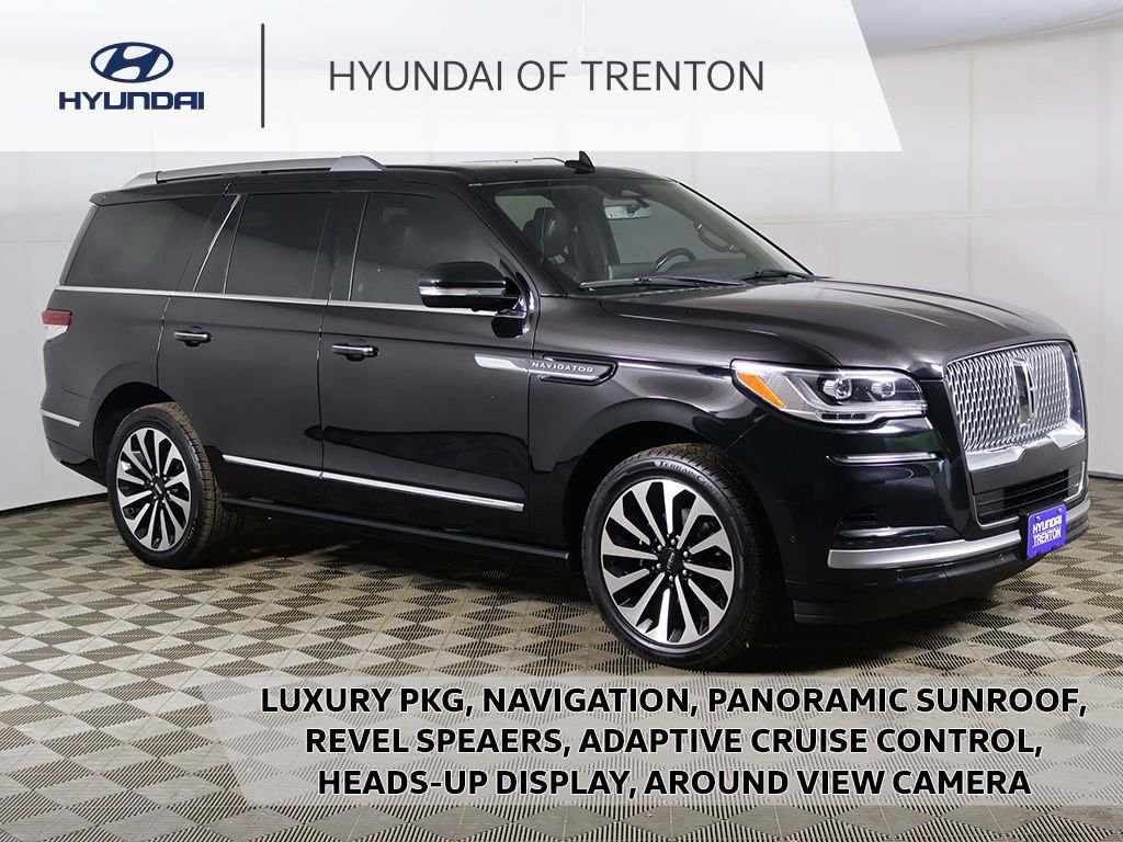 2022 Lincoln Navigator Reserve 4WD's photo