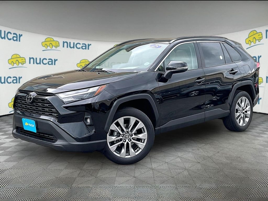 Used 2025 Black Toyota XLE Premium image 3