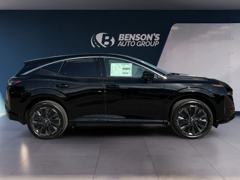 New 2026 Black Nissan Platinum image 6