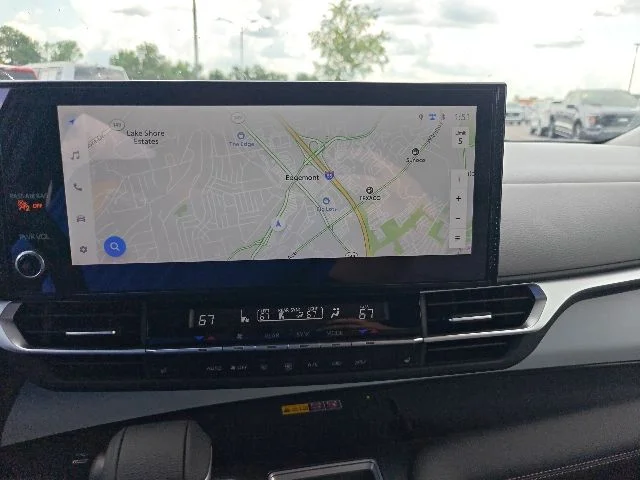 Used 2026 Pearl Toyota XLE image 11