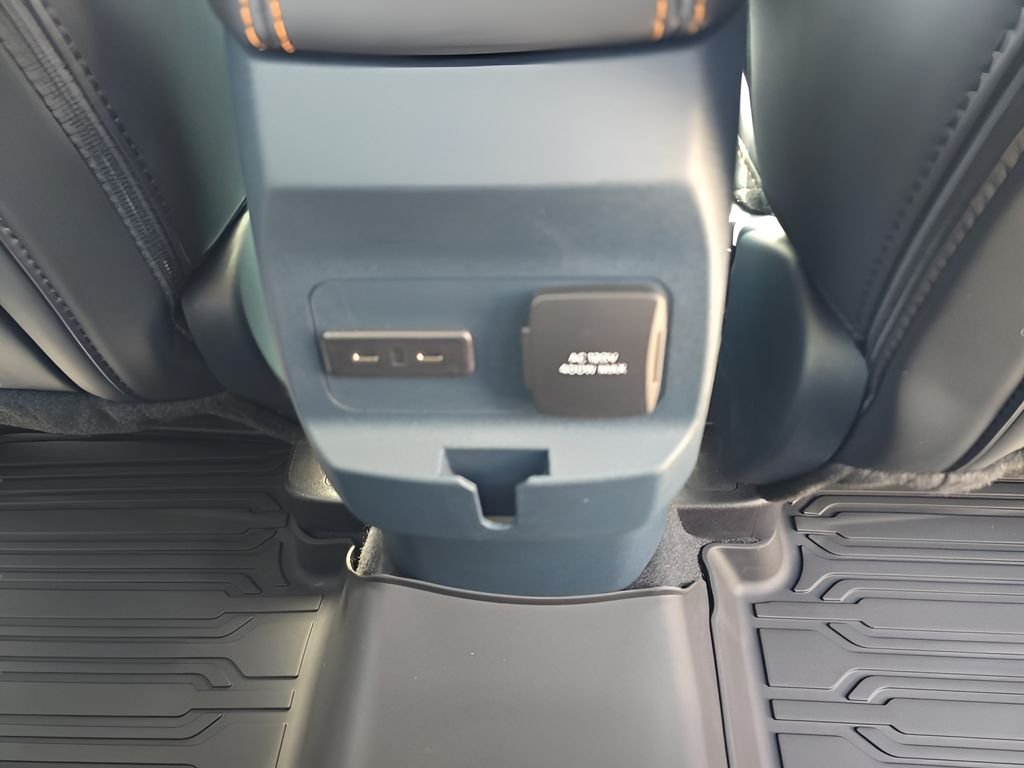 New 2026 Orange Fury Metallic Tri-Coat Ford Tremor® image 33