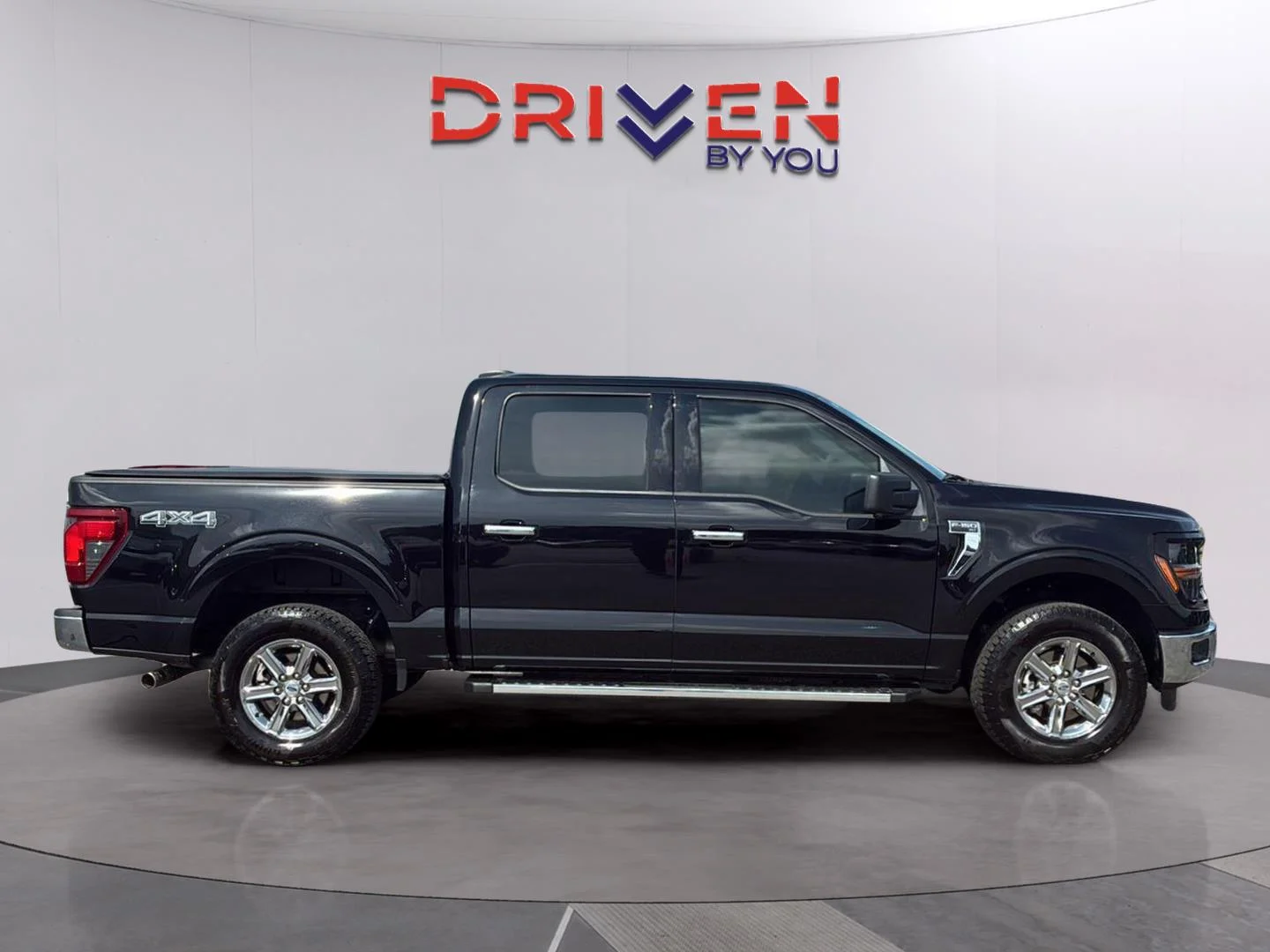 Used 2024 Agate Black Ford XLT image 6