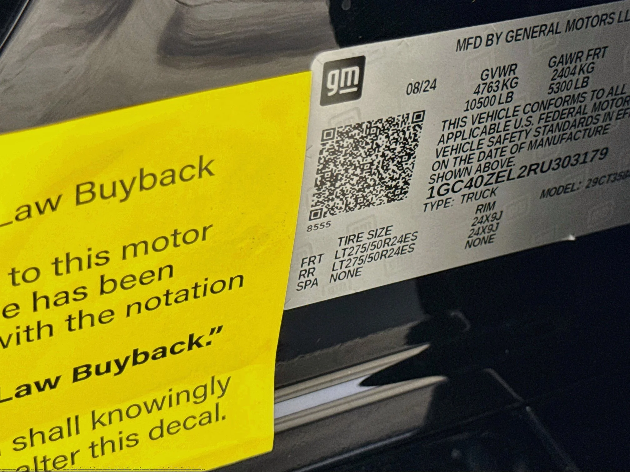 Used 2024 Black Chevrolet RST image 34
