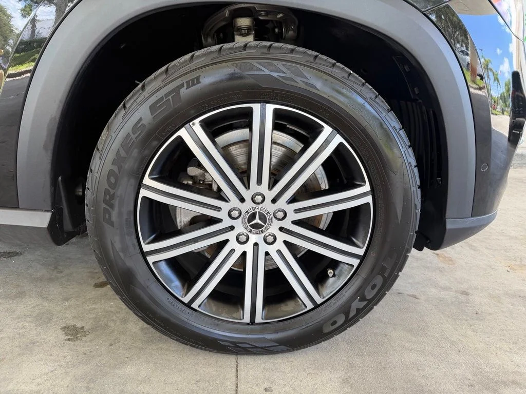 Used 2025 Black Mercedes-Benz GLE 350 image 21