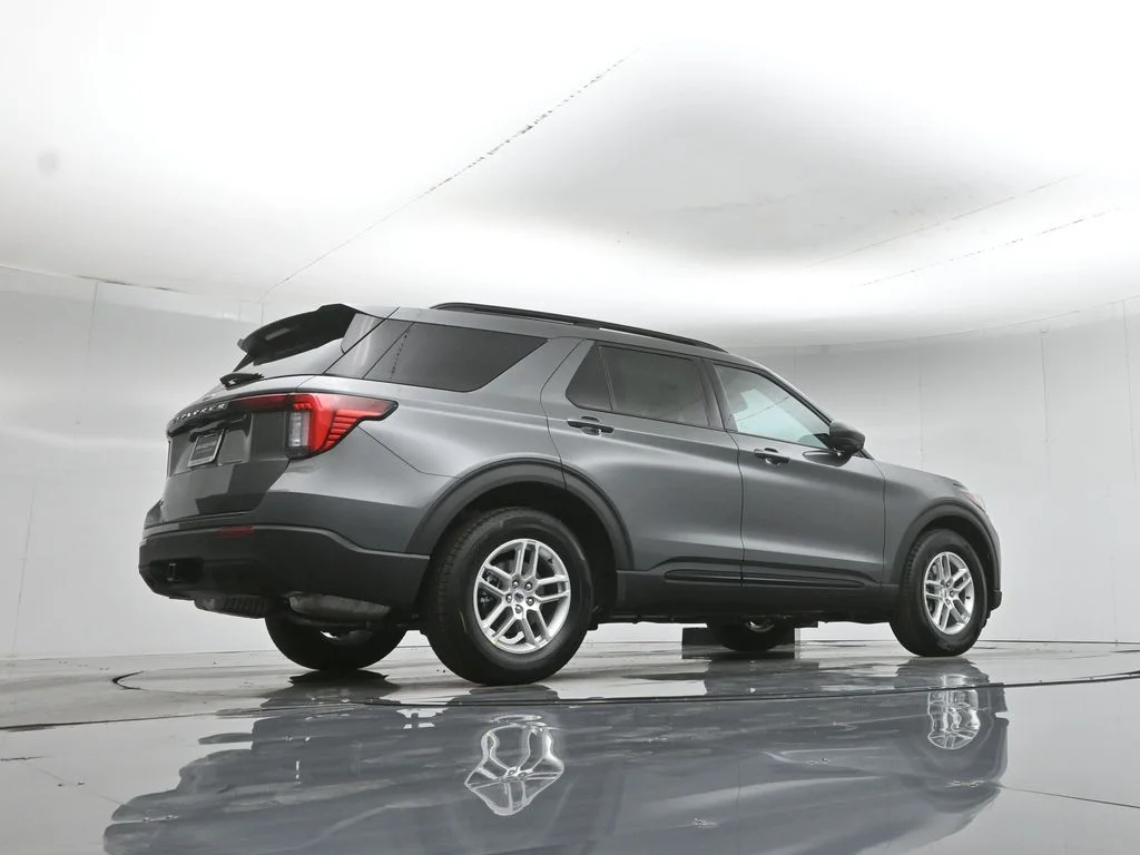 New 2026 Carbonized Gray Metallic Ford Active image 48