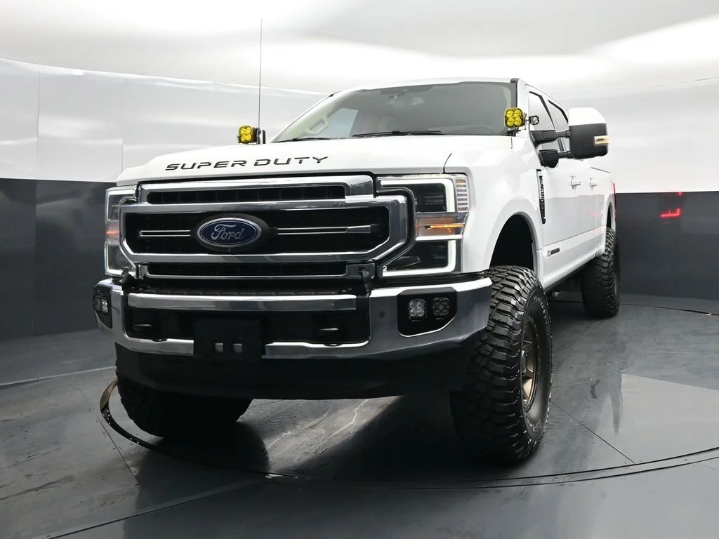 Used 2021 White Ford Lariat image 52
