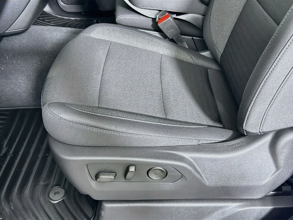New 2026 White Chevrolet Custom image 18