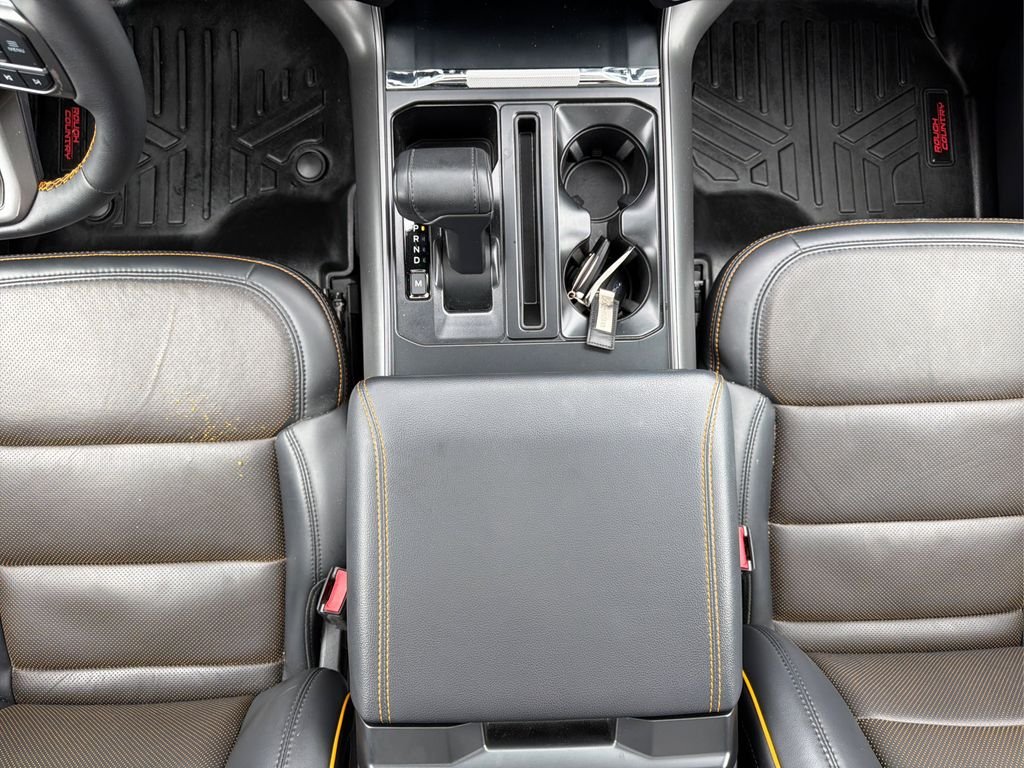 Used 2025 Black Metallic Ford Tremor image 12
