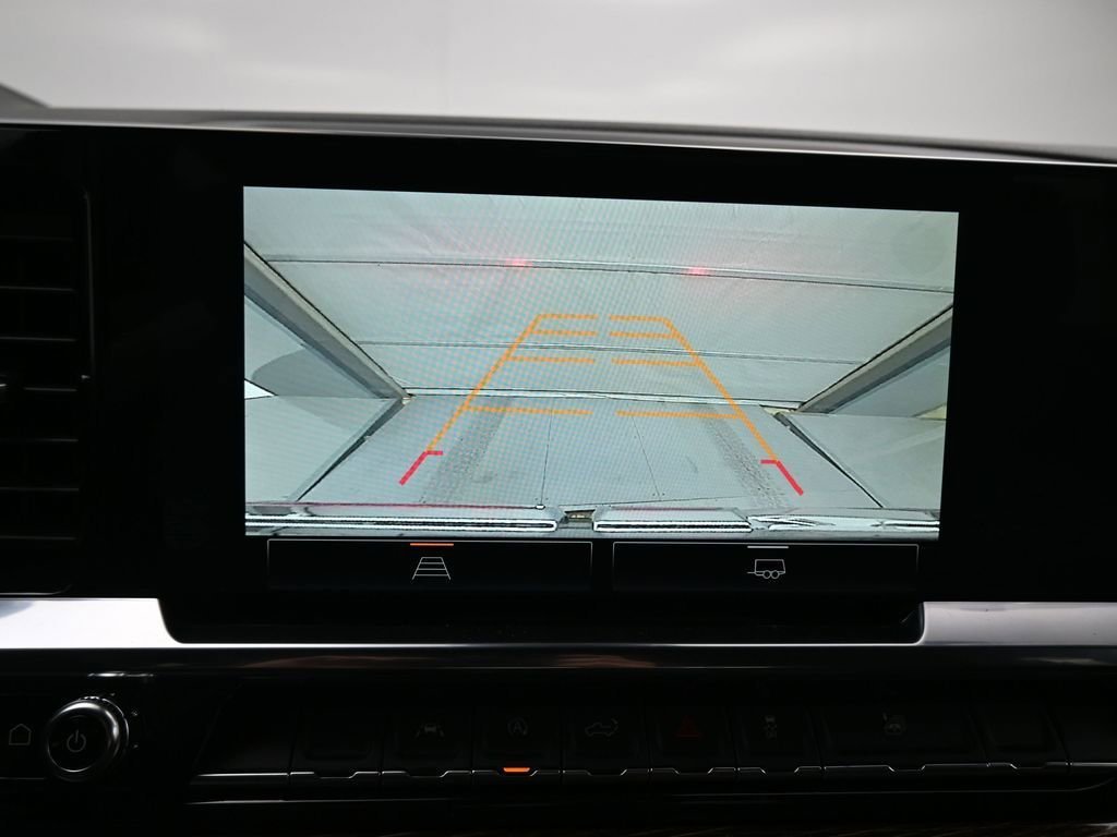 New 2026 Onyx Black GMC Elevation image 14
